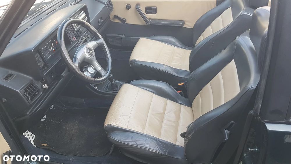 Volkswagen Golf 1.6 GTI - 7