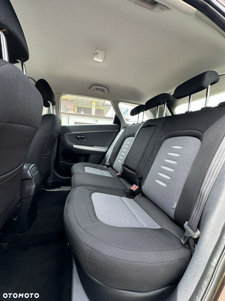 Kia Ceed - 22
