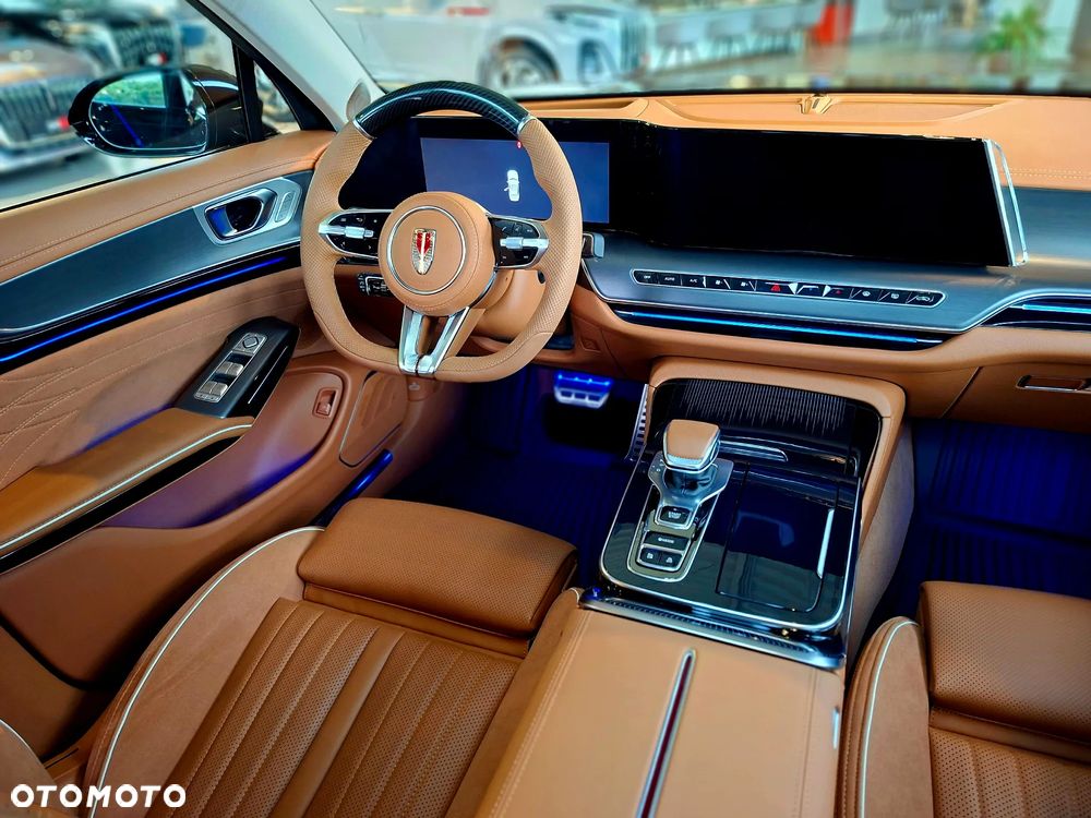 Hongqi H9 - 10