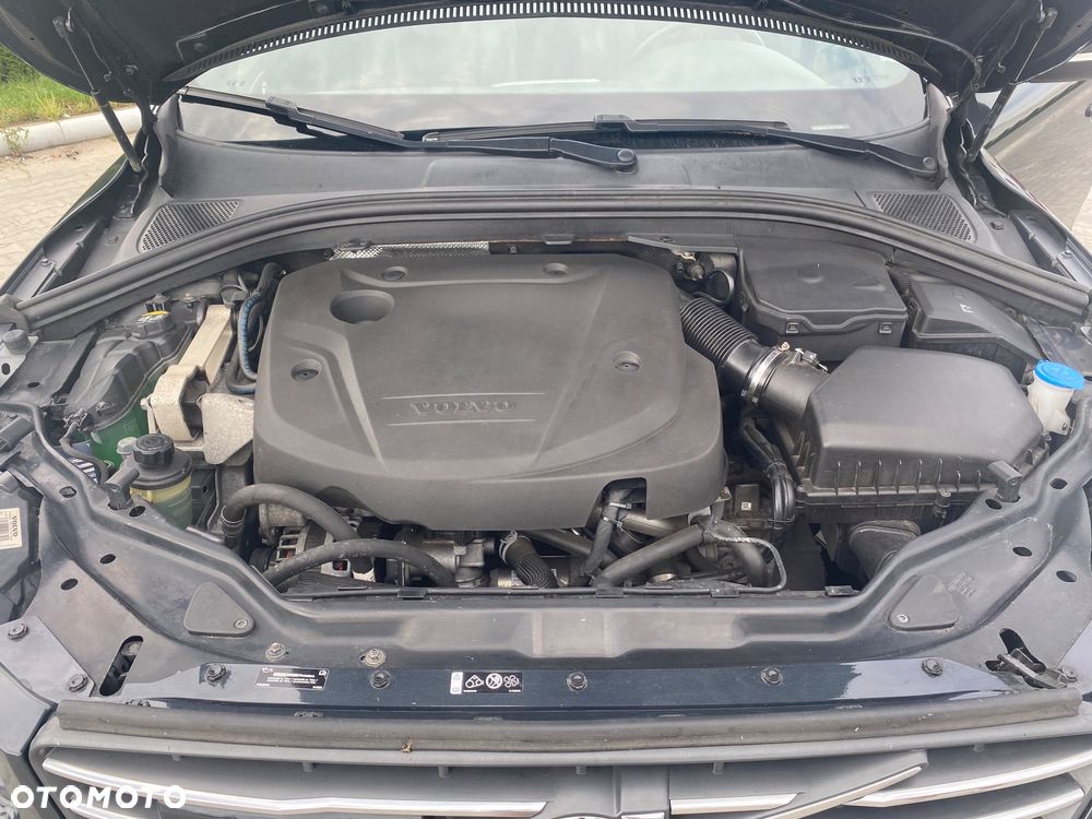 Volvo XC 60 D3 Drive-E Momentum - 8