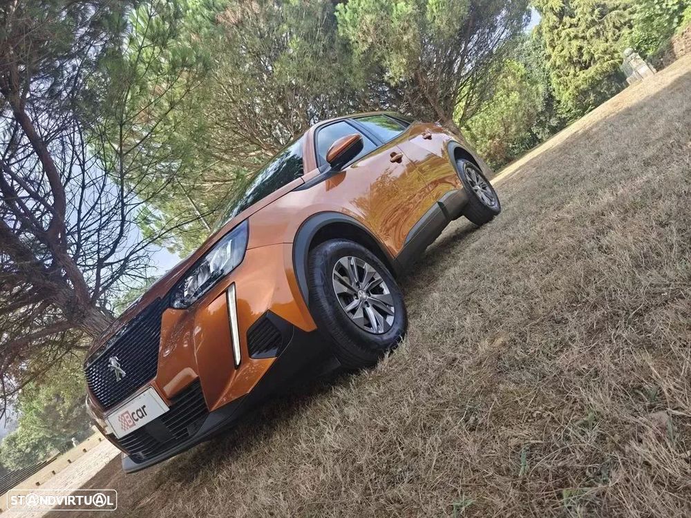 Peugeot 2008 1.2 PureTech Active Pack — fotografia 6