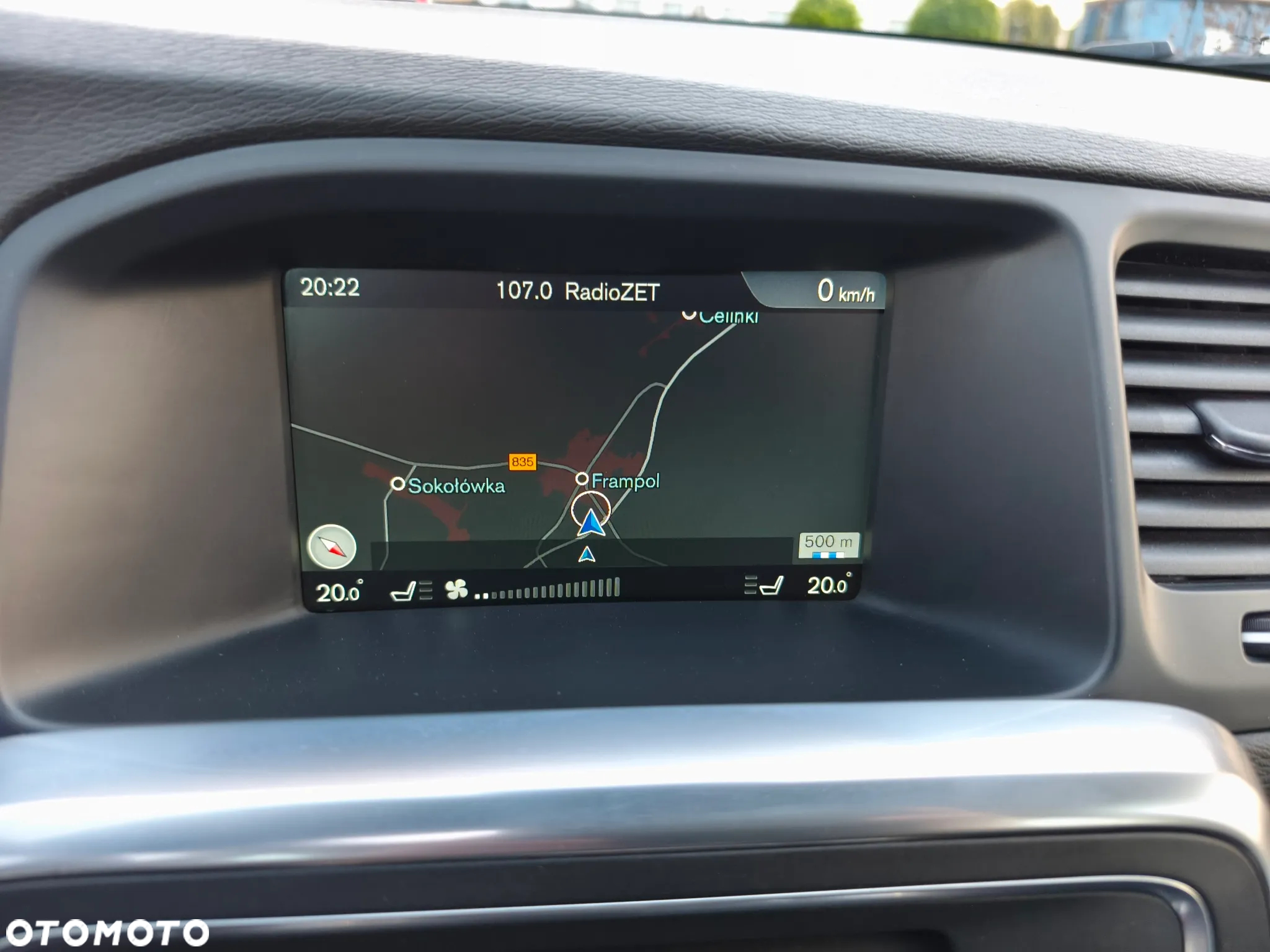 Volvo V60 D4 Drive-E Momentum - 33