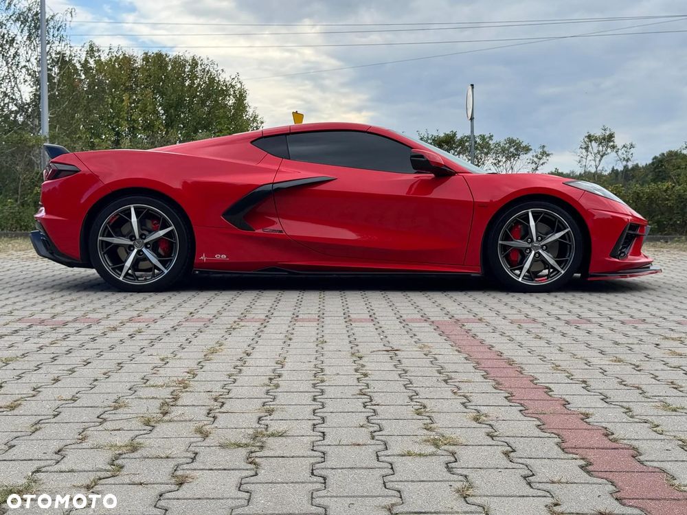 Chevrolet Corvette - 11