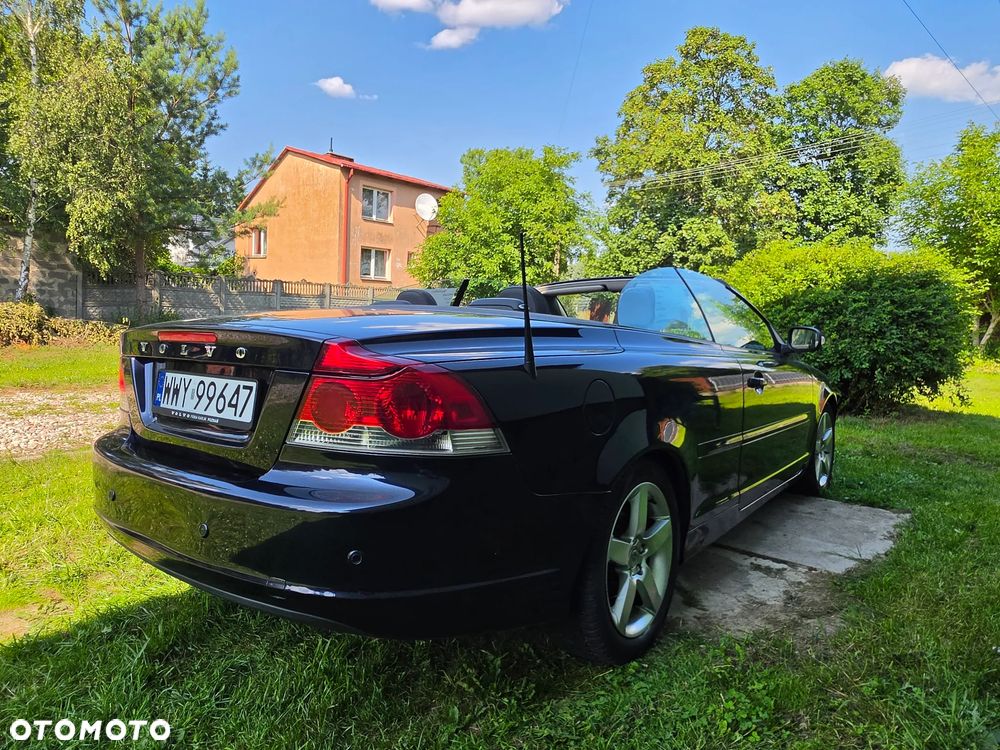 Volvo C70 2.0D Momentum - 5