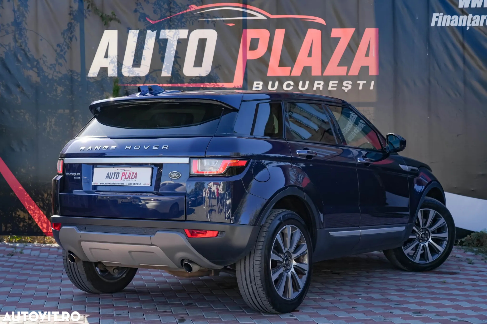 Land Rover Range Rover Evoque 2.0 D150 HSE - 12