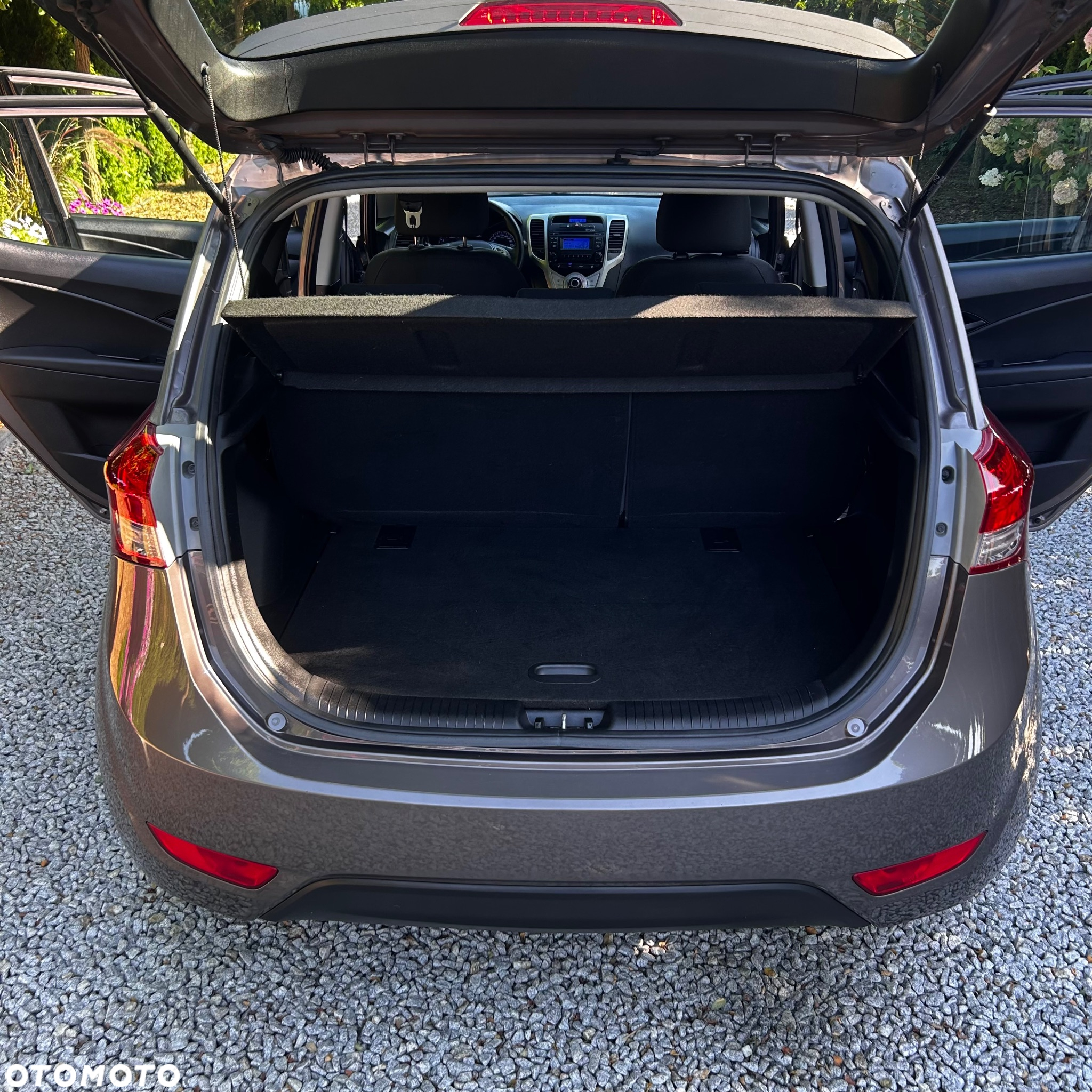 Hyundai ix20 1.4 blue Comfort - 22