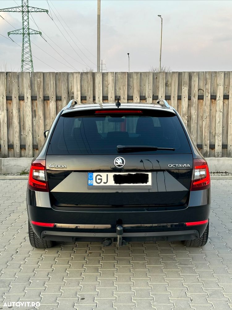 Skoda Octavia 2.0 TDI LAURIN & KLEMENT DSG - 17