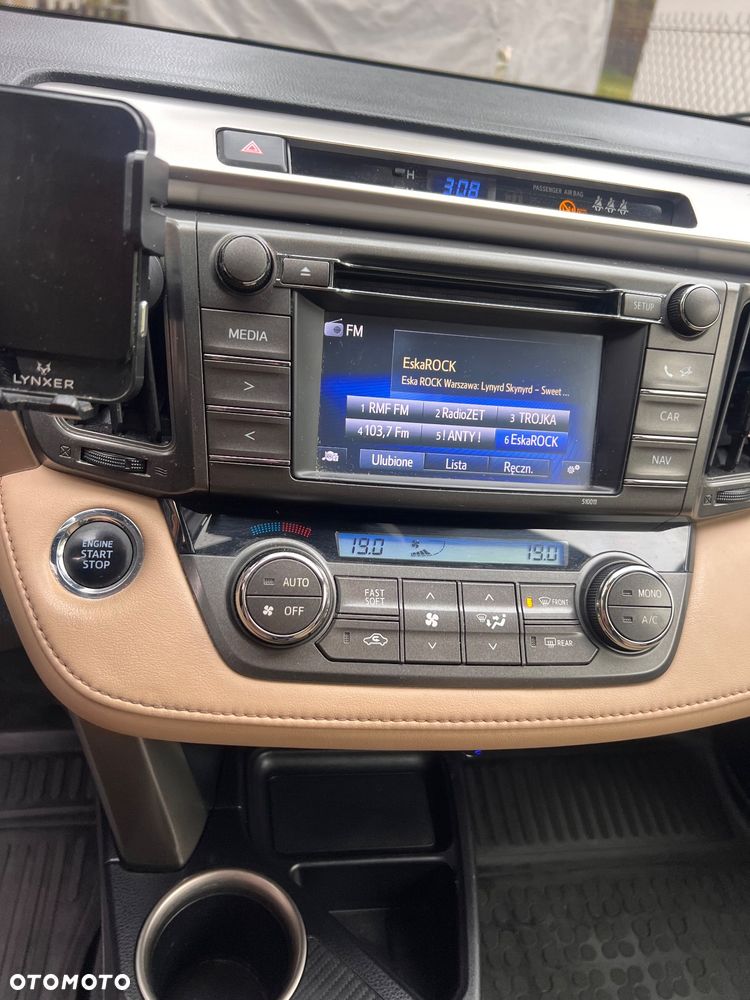 Toyota RAV4 2.0 D-4D Prestige - 12