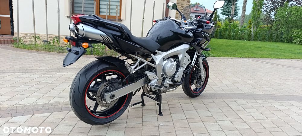 Yamaha FZ - 7