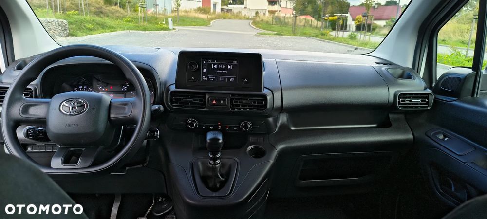 Toyota Proace City Verso Long 1.5 D-4D Business - 12