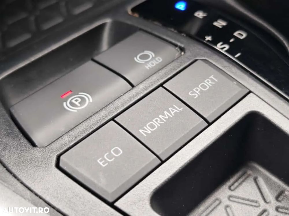 Toyota RAV4 2.5 Hybrid VVT-iE 4x2 Active - 31