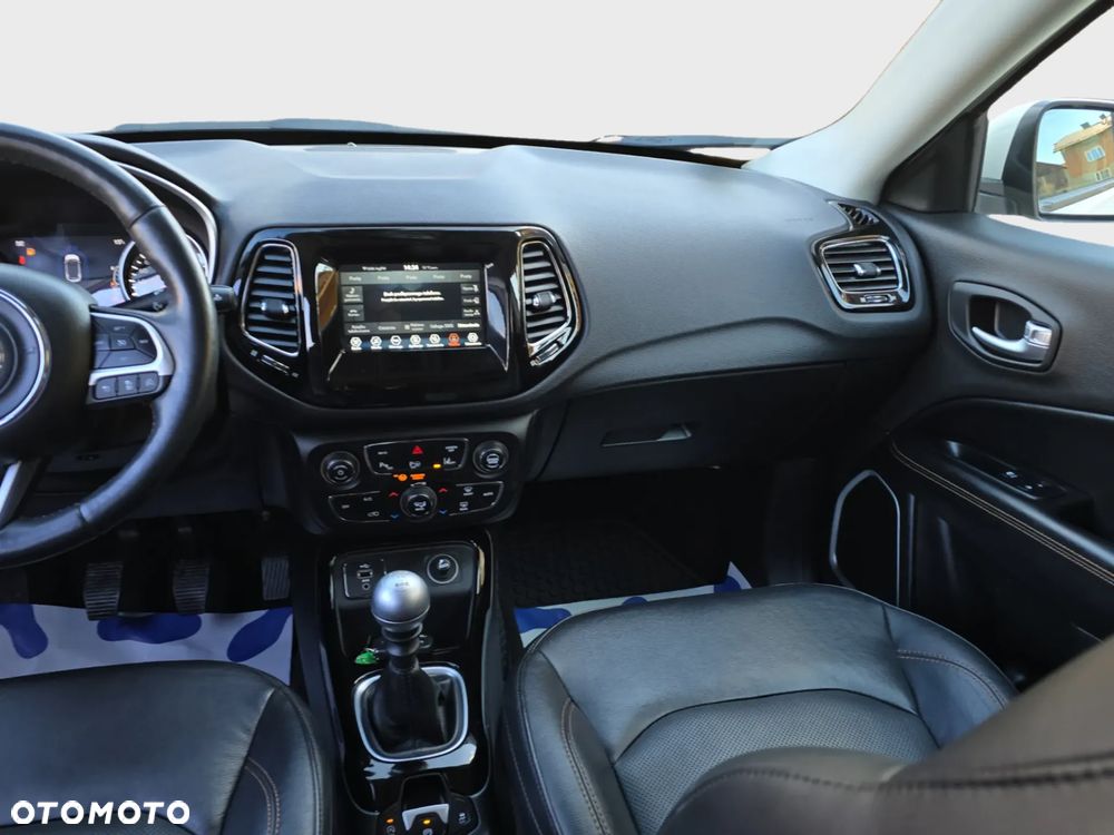 Jeep Compass 1.4 MultiAir Business Line - 17