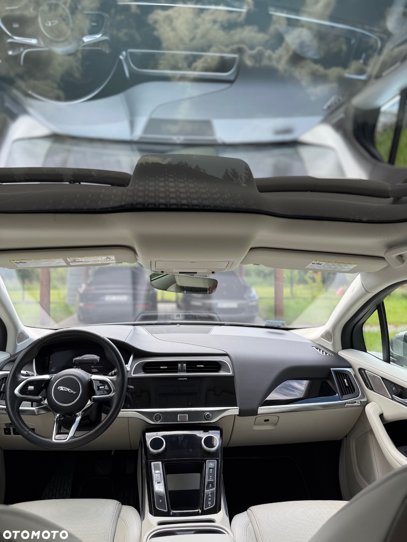 Jaguar I-Pace EV400 90kWh AWD R-Dynamic HSE - 14