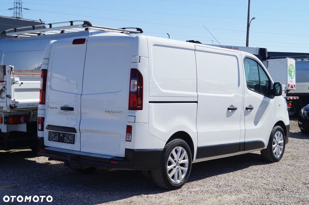 Renault Trafic - 11