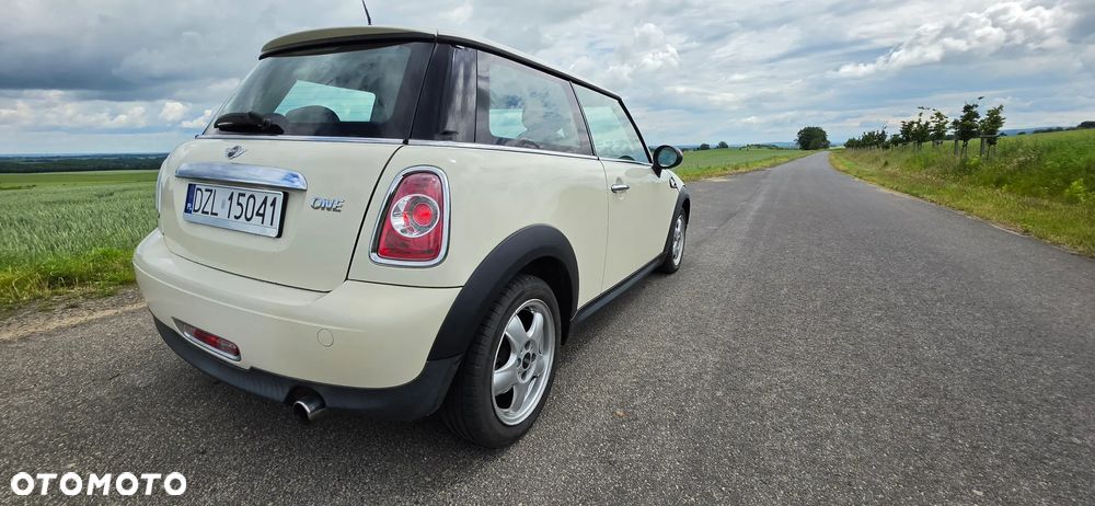 MINI ONE - 7