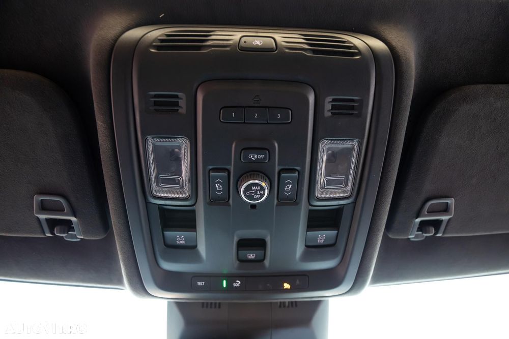 Cadillac Escalade - 38