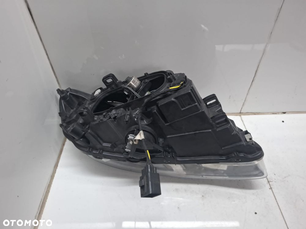 LAMPA LEWA PRZEDNIA PRZÓD VOLVO V60 S60 LIFT XENON 31698824 USZKODZONA - 7