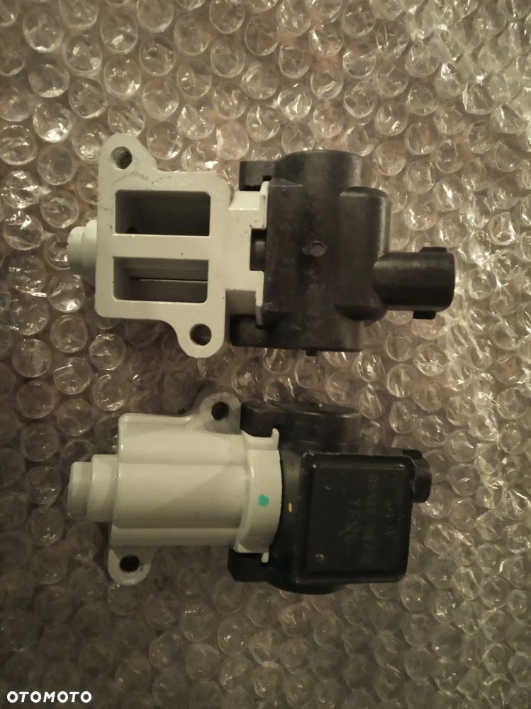 Silniczek silnik krokowy Hyundai sonata KIA MAGENTIS 98-05 carnival 99-02 carens OPTIMA REGAL II 2.0 1.8 1.6 2.5 35150-23500 35150-38710 0K56T13627 diesel benzyna 3515023500 3515038710 35150-38700 - 2