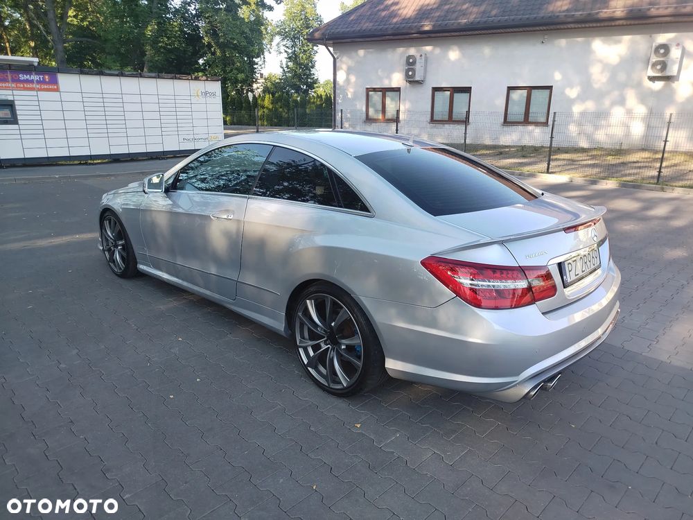 Mercedes-Benz Klasa E 250 CDI DPF BlueEFFICIENCY Automatik Avantgarde - 3