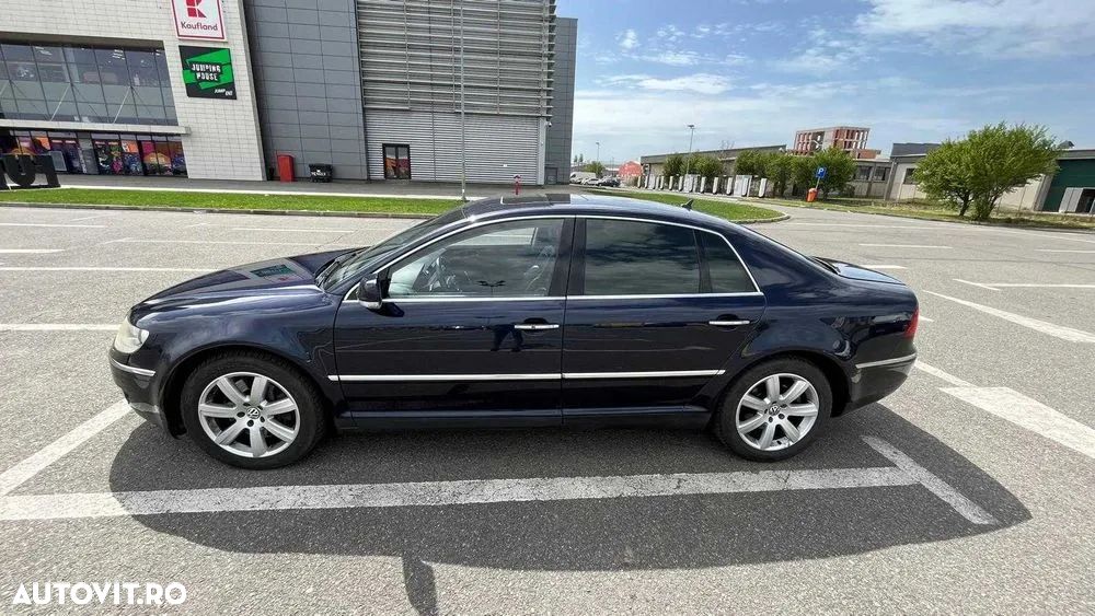 Volkswagen Phaeton - 7