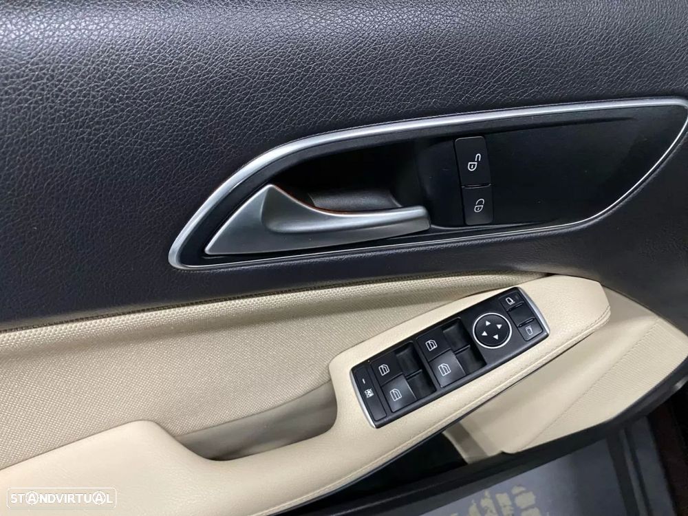 Mercedes-Benz GLA 180 (CDI) d Urban - 15