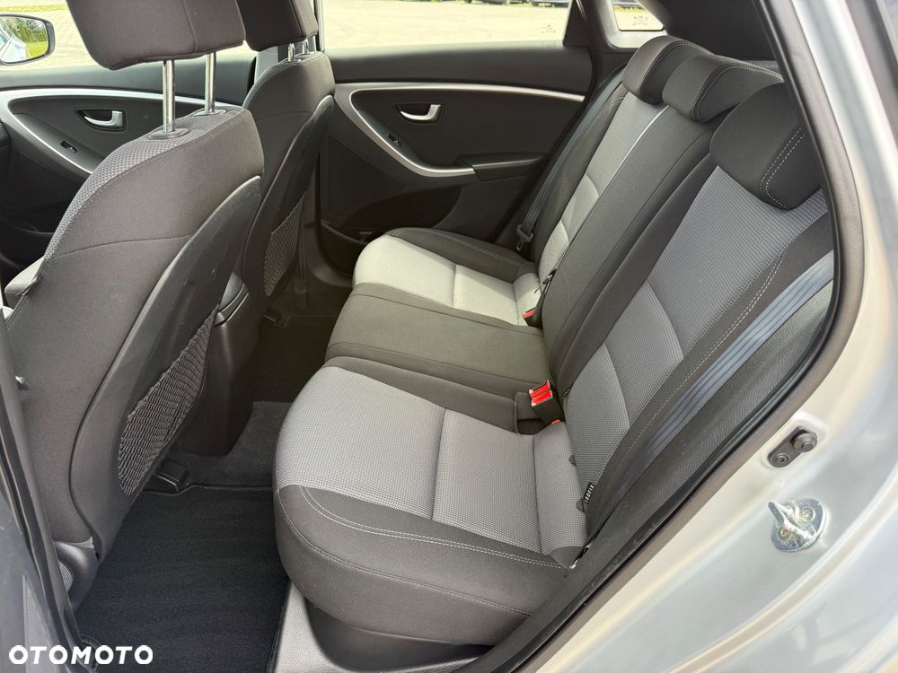 Hyundai i30 - 24