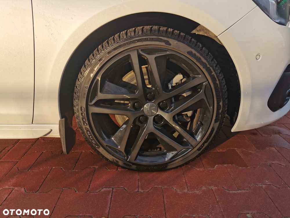 Peugeot 308 2.0 BlueHDi GT S&S EAT8 - 22