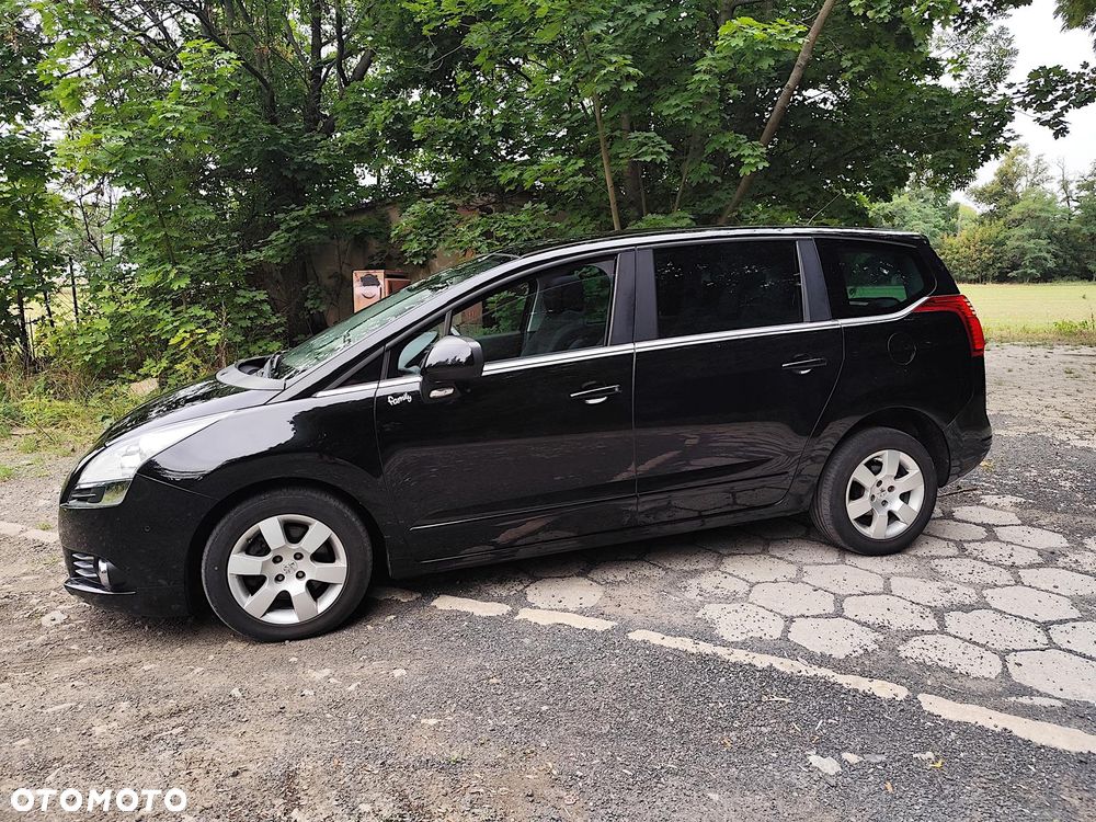 Peugeot 5008 HDI FAP 150 Family Plus - 13