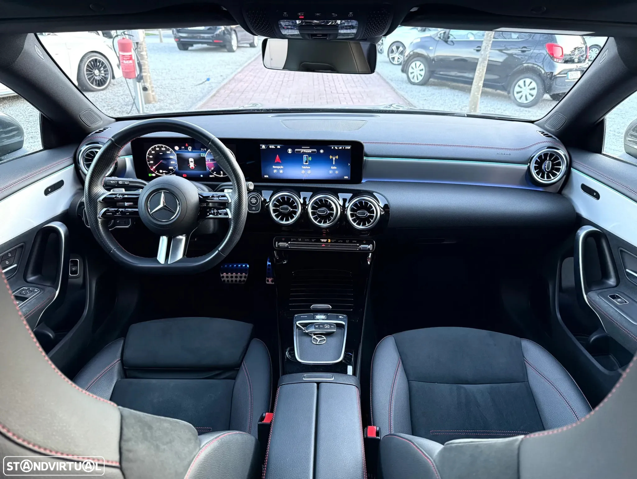 Mercedes-Benz CLA 180 d Shooting Brake AMG Line Aut. - 13