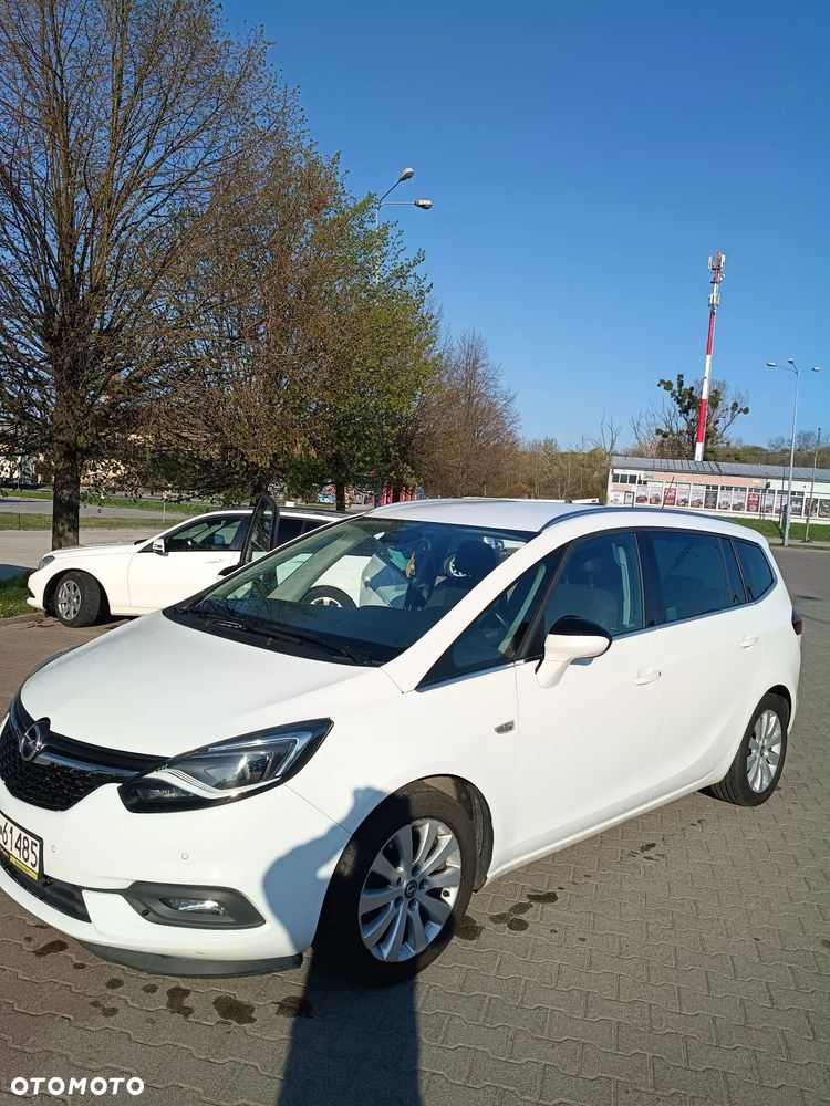 Opel Zafira 1.4 T Elite - 1