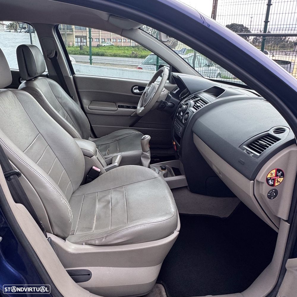 Renault Mégane 1.5 dCi Confort Authentique - 7