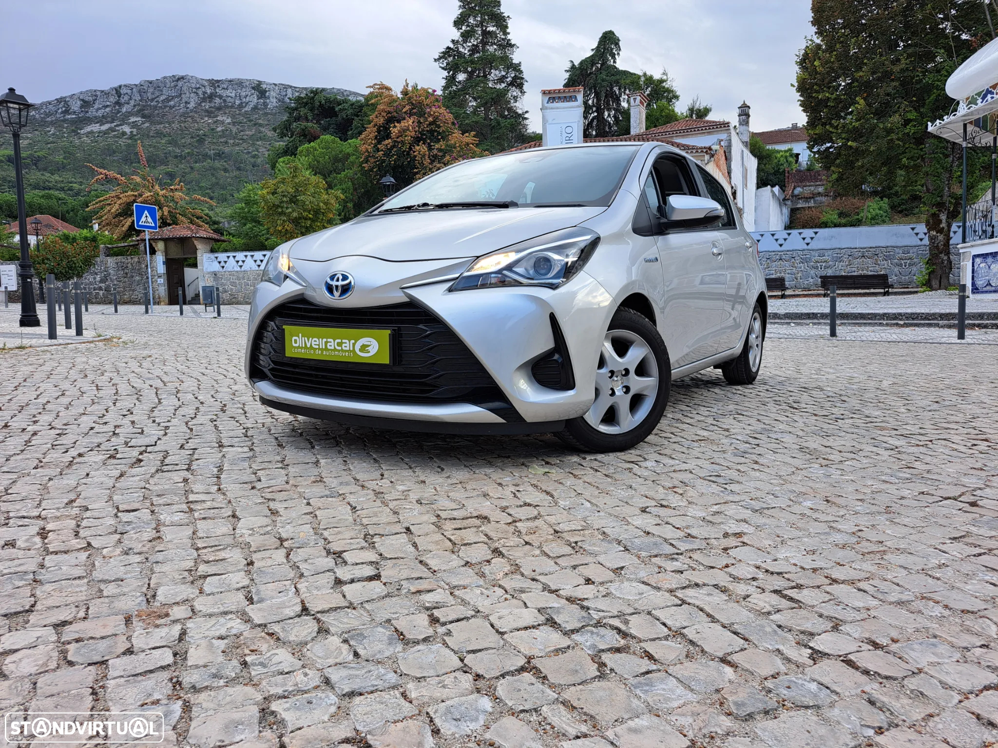 Toyota Yaris 1.5 HSD Comfort - 10