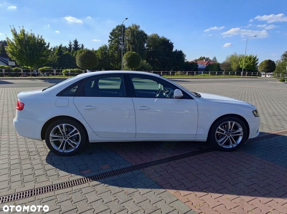 Audi A4 Limousine - 7