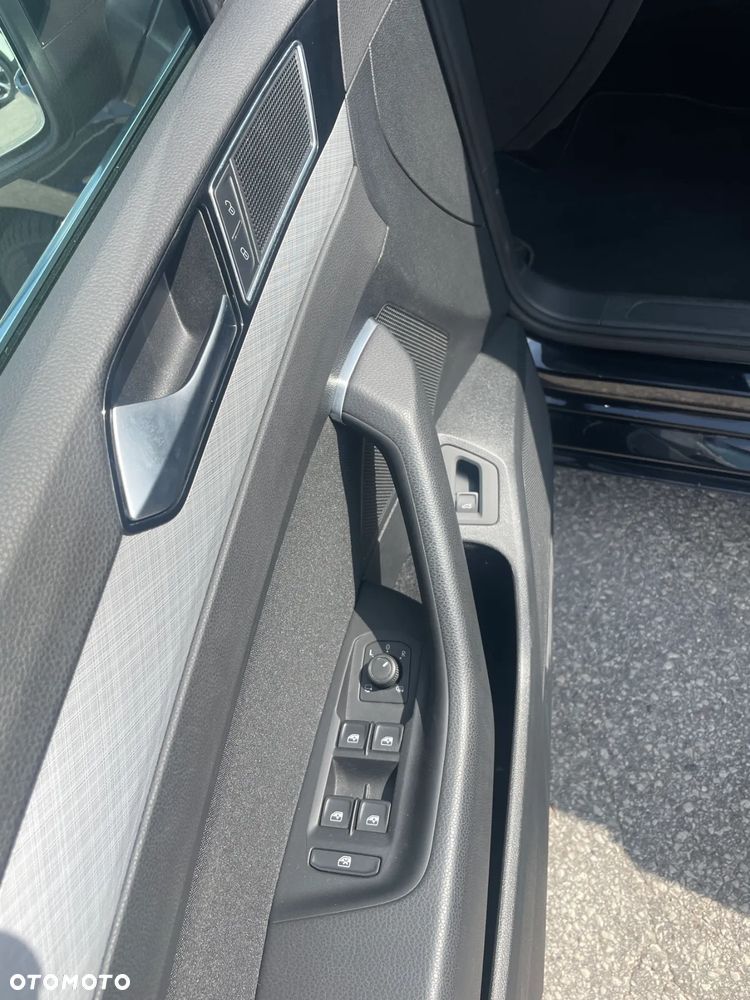 Volkswagen Passat 2.0 TSI Business DSG - 14