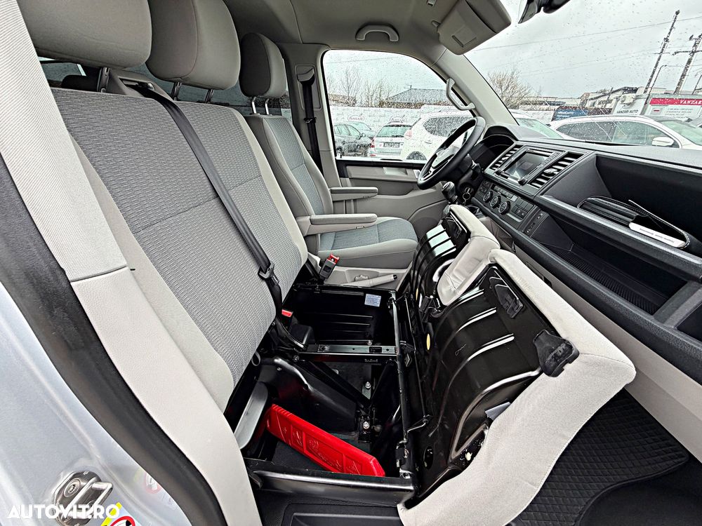 Volkswagen Caravelle KR Comfortline DSG - 40