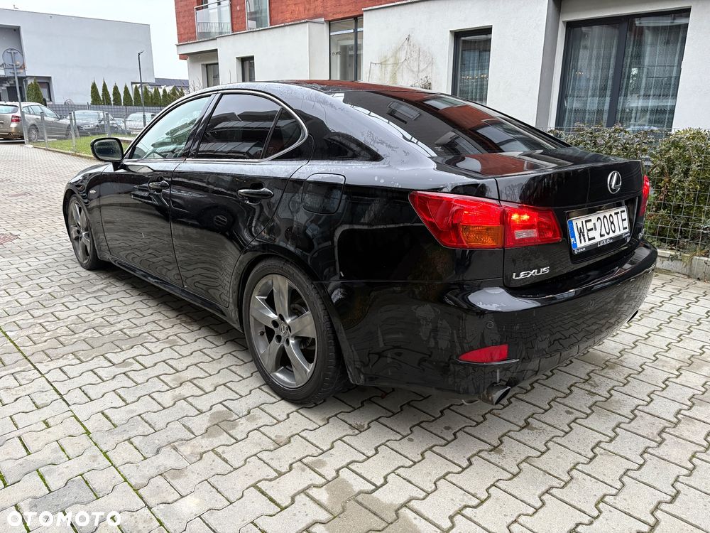 Lexus IS 250 Prestige - 9