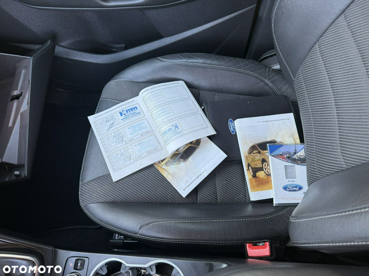 Ford Kuga - 28