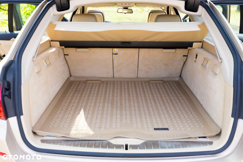 BMW Seria 5 523i - 15