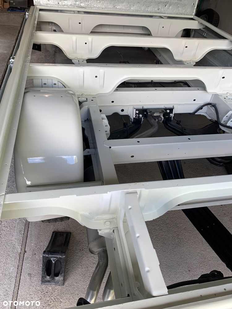 Volkswagen Transporter - 16