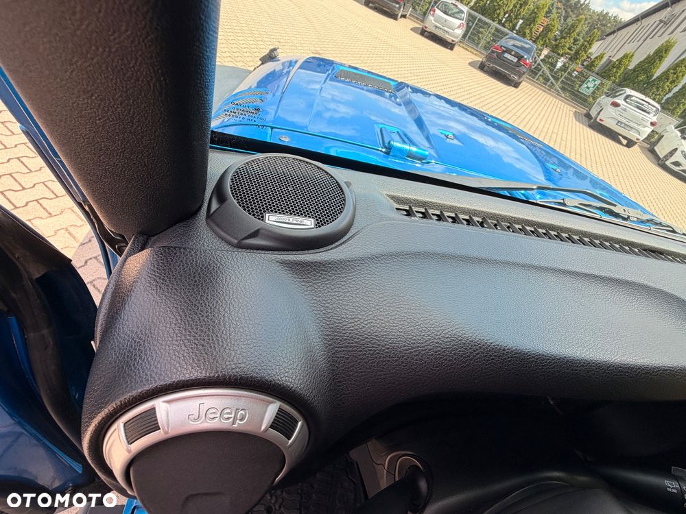 Jeep Wrangler 2.8 CRD Unlim Rubicon Recon - 31