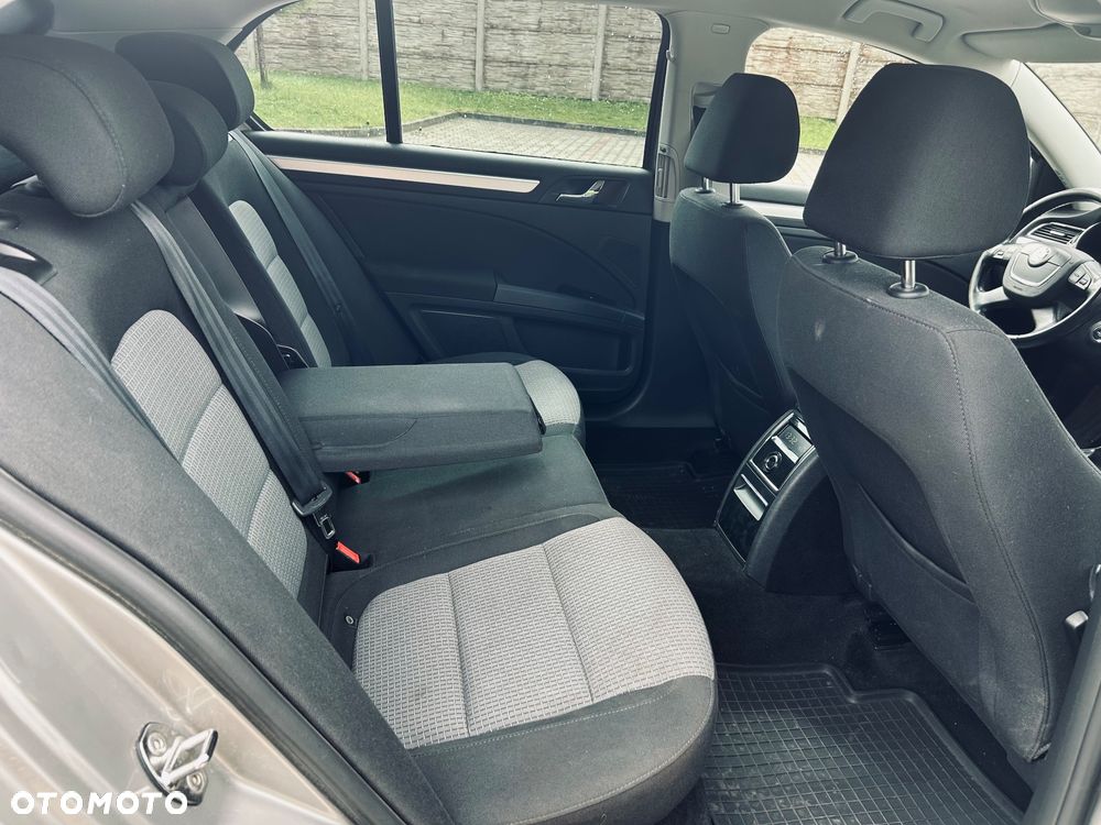 Skoda Superb 1.8 TSI Elegance - 13