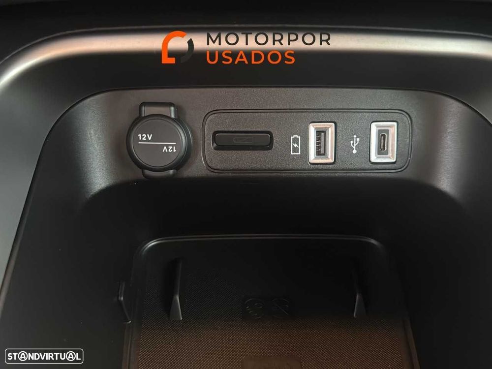 Jeep Avenger 1.2 GSE T3 Altitude - 11
