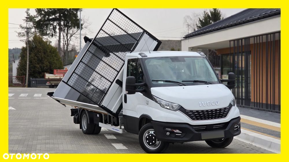 Iveco DAILY 3.0 180KM  50C18❗❗160 TYŚ PRZEBIEGU NOWY ❗️❗️MOCNY WYWROT Z PRZYSTAWKI / NOWY MODEL  / 3-STRONNA WYWROTKA KAMIL NADWOZIA / FULL OPCJA / BURTY 40CM / HAK + WYJSCIE HYDRAULICZNE DO PRZYCZEPY / SKRZYNIA MANUALNA / BLIŹNIAKI / SERWIS ASO / SALON POLSKA / 35C15 50C15 35C18❗❗ BEZ PRZEBIEGU JAK Z SALONU - NOWY -❗❗ - 1