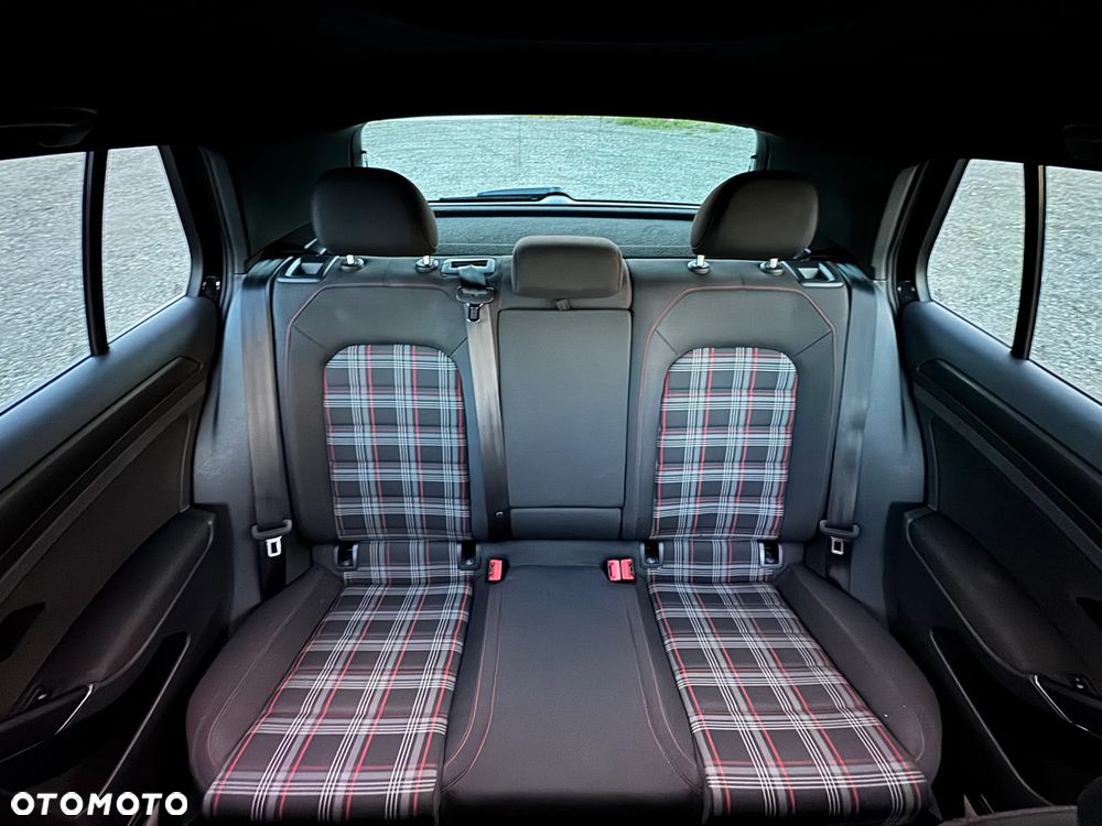 Volkswagen Golf GTI 2.0 TSI OPF Performance - 20