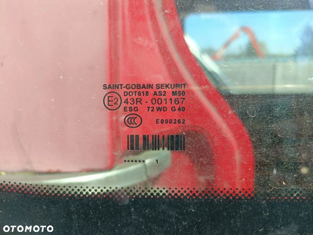 MERCEDES SPRINTER II W906 06-18 2011 r. szyba boczna karoseryjna prawy tył PT * - 2