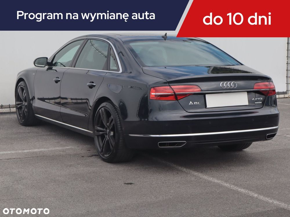 Audi A8 - 6