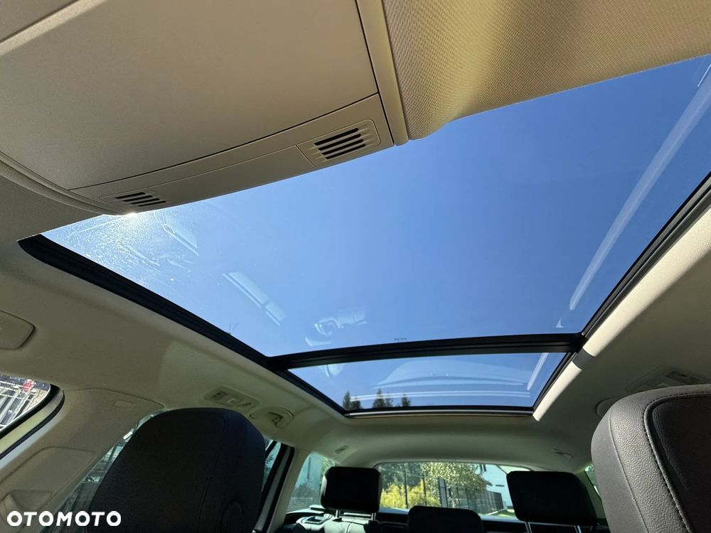 Volkswagen Passat - 26