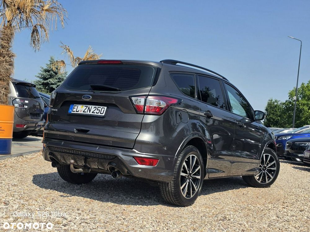 Ford Kuga 1.5 EcoBoost 2x4 ST-Line - 25