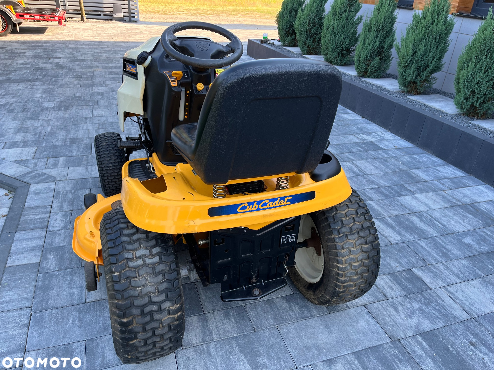 Cub Cadet CC1225 Hydrostatic - 6