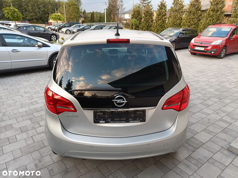 Opel Meriva - 12